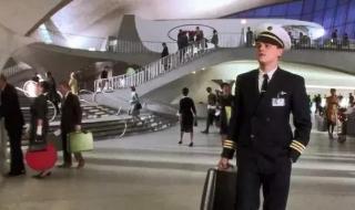 猫鼠游戏莱昂纳多